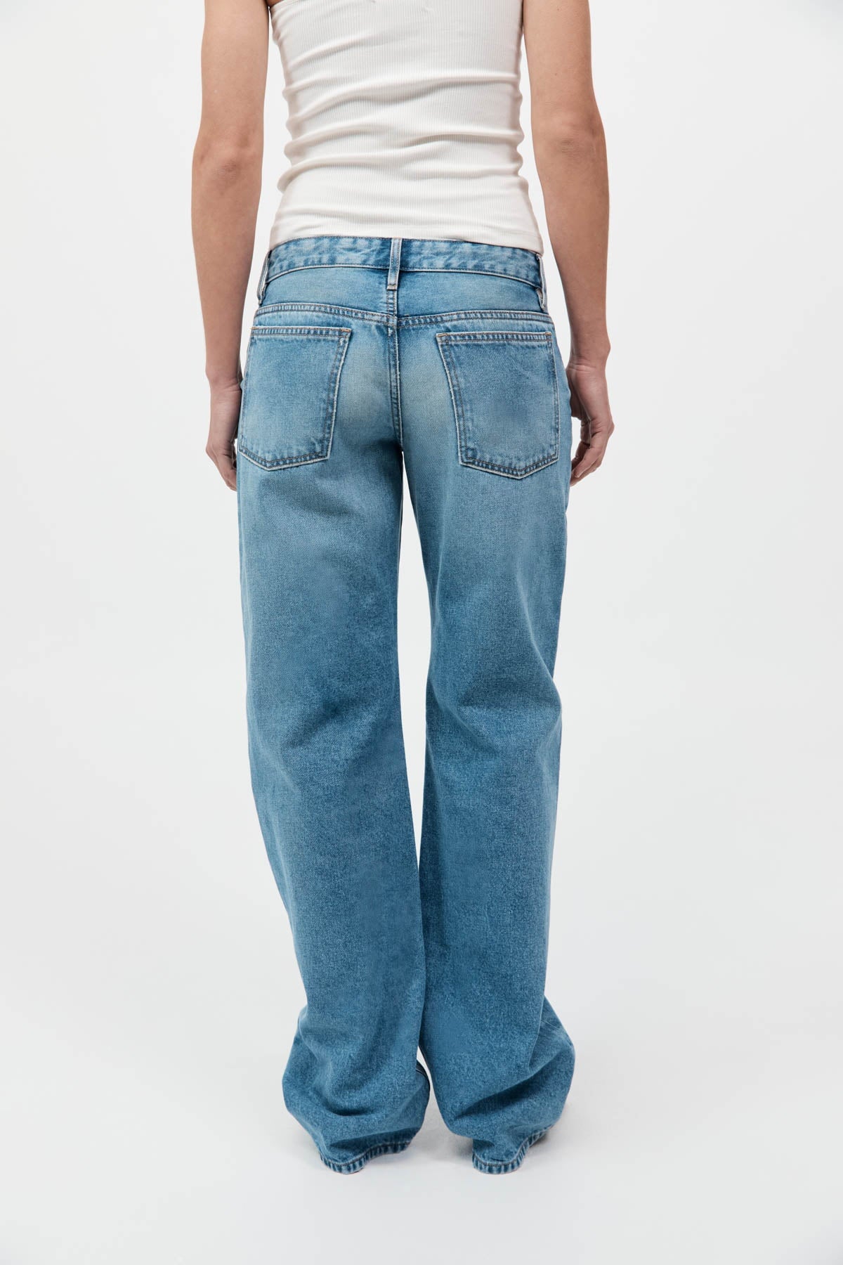 90S LOW RISE JEANS BY OUTLAND DENIM-90S BLUE Pants ST AGNI 