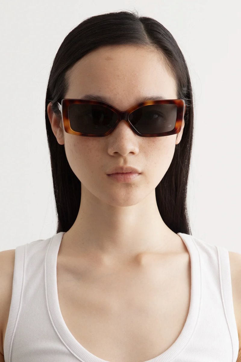 LES LUNETTES SPIAGGIA-T-SHELL/BLACK/GREY Sunglasses Jacquemus 