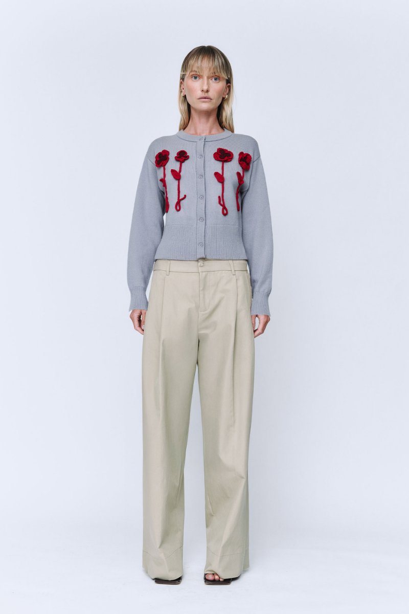PANSY FLOWER CARDIGAN-GREY Knitwear Wynn Hamlyn 